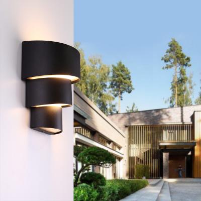 Фото Elektrostandard Helix 1535 Techno LED уличный настенный светодиодный светильник