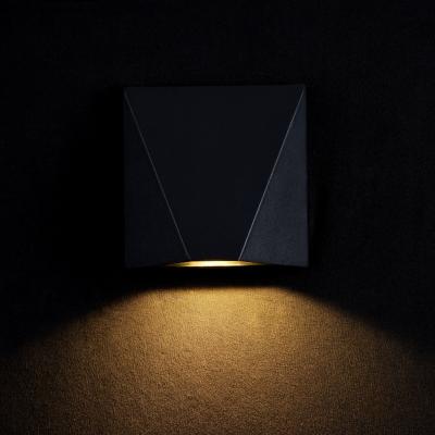 Фото Maytoni Beekman O577WL-L5B уличный настенный светильник